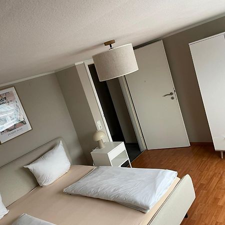 Homie Stay Schiestlstrasse - Moderne Dachgeschosswohnung Mit 2 Schlafzimmern Wurzburg Luaran gambar